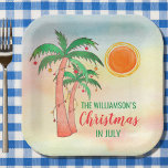 Persoonlijk kerstfeest in juli-Borden Papieren Bordje<br><div class="desc">Laten we kerst vieren in juli met een BBQ of feest! Nodig familie en vrienden uit voor de kerstviering en versier het met deze borden van vierkante papieren eilandjes met handgetekende palmbomen die zijn gedecoreerd met lichten op een achtergrond van de waterverf. Eenvoudig aan te passen met jouw naam. Omdat...</div>