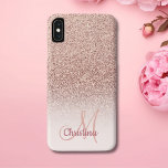 Persoonlijk meisje Roos Gold Glitter Sparkles Case-Mate iPhone Case<br><div class="desc">Een modern, elegant, roze hoesje op maat met naam en modern monogram op een stijlvol, faux roos goudzoldertje en pastelzwart roze kleurenblok. Dit , stijlvolle afbeelding is vrouwelijk, glanzend, stijlvol en luxueus. Dit kleine, gladde, chic custom hoesje heeft faux glitter effect elementen, glans en schijn op een vlak oppervlak voor...</div>