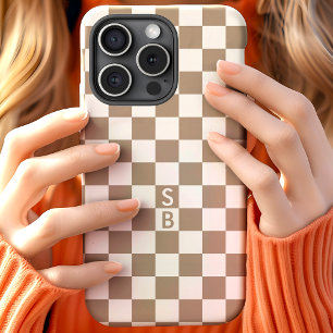Persoonlijk Mocha Wit Dambord Monogram iPhone 15 Case