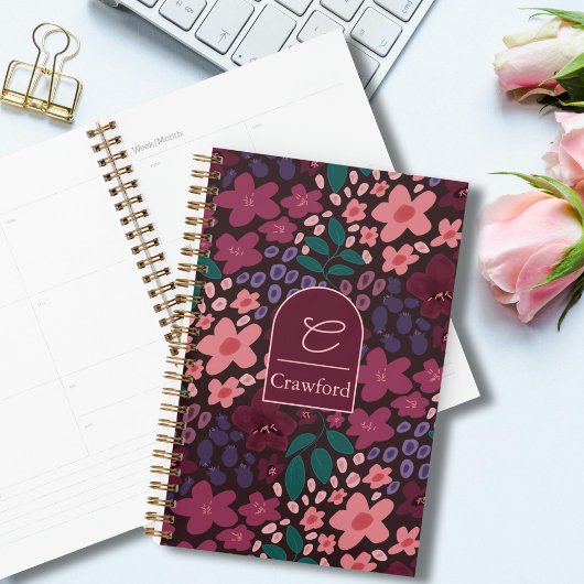 Persoonlijk monogram Moody bloemmotief Planner