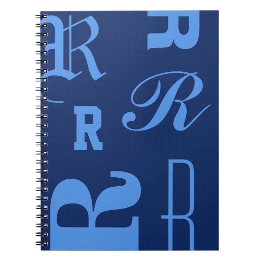 Persoonlijk monogram, typografie initialen, blauw notitieboek (Voorkant)