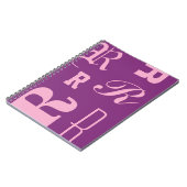 Persoonlijk monogram, typografie initialen, paars notitieboek (Linkerzijde)