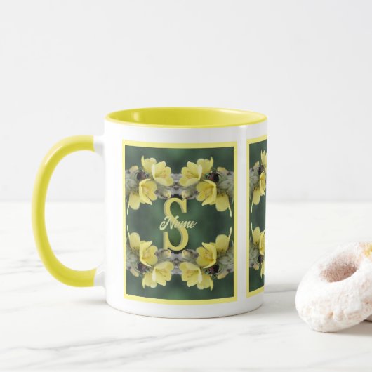 Persoonlijk monogram Uw initiële naam Mullein Mok (Met donut)