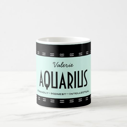 Persoonlijk naam-kleur AQUARIUS Birthday Zodiac Koffiemok (Center)