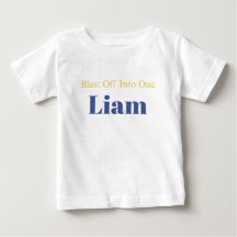 Persoonlijk opstijgen in een verjaardags T-shirt
