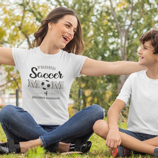 Persoonlijk Proud Voetbal Moeder T-Shirt