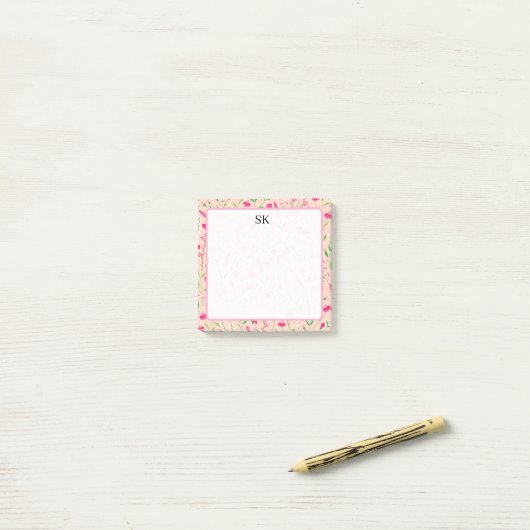 Persoonlijk Roze Wilde Bloem Monogram Post-it® Notes (Op bureau)