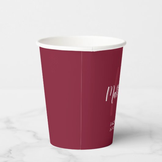 Persoonlijk Script Monogram en Naam Burgundy Red Papieren Bekers (Rechts)