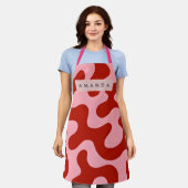 Persoonlijk Speels Roze en Rood Abstract Camo Schort (Gedragen)