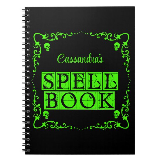 Persoonlijk toverboek in groene goth-stijl notitieboek (Voorkant)