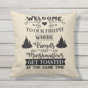 Persoonlijk welkom in onze Firepit Outdoor Pillow Buitenkussen