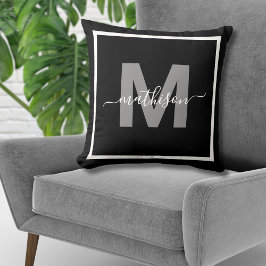 Persoonlijk zwart wit familienaam monogram kussen