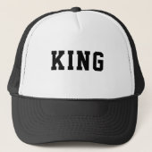 Persoonlijke aangepaste koning-hoofdlettertekst Wi Trucker Pet (Voorkant)