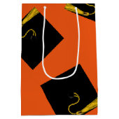 Persoonlijke afstudeer oranje medium cadeauzakje (Achterkant)