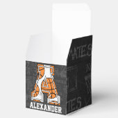 Persoonlijke bachelorbasketball Letter A Bedankdoosjes (Geopend)