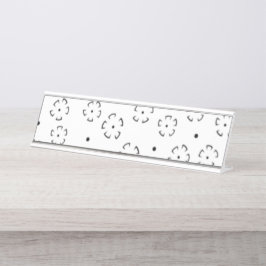 Persoonlijke back-to-school-essentials bureau naambordje