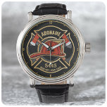 Persoonlijke brandweerdienst brandweerman horloge<br><div class="desc">Ontwerp van de brandweerdienst Brandweerbenoemen - Embleem met Red Helmet en Ax. Aanpassen met jouw naam,  nummer en locatie van station/apparaat.</div>