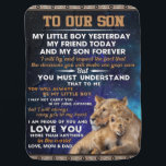 Persoonlijke brief aan onze zoon | Son Birthday Gi Inbakerdoek<br><div class="desc">Persoonlijke brief aan onze zoon,  geschenk van de Zoon,  kerstwarm,  liefde voor onze zoon,  ideale kerstcadeautje,  leeuwencampagne</div>