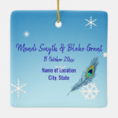 Persoonlijke bruiloft foto Peacock Feather Keramisch Ornament (Achterkant)