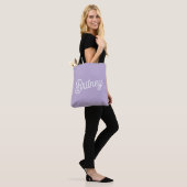 Persoonlijke Chic Lavendel Paarse Monogram Naam Tote Bag (Op model)