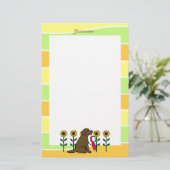 Persoonlijke chocolade-labrador met zonnebloemen briefpapier (Staand voorkant)