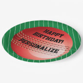 Persoonlijke cricket Ball Happy Birthday Papieren Bordje (Gekanteld)