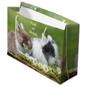 Persoonlijke Cute Baby Bunny Rabbits met Flowers Groot Cadeauzakje (Voorkant Gekanteld)