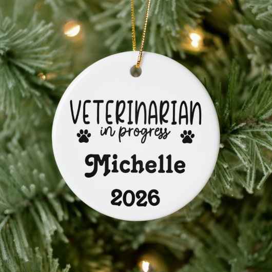 Persoonlijke dierenarts in opleiding keramisch ornament (Boom)
