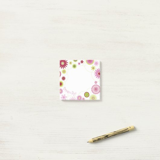 Persoonlijke droomgrote roze post-it® notes (Op bureau)