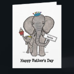 Persoonlijke Elephant en Baby Vaderdag Kaart<br><div class="desc">Een mooie illustratie van een olifant en baby. De baby houdt een kakkertaart vast,  bedekt met sproeiers,  en ze dragen allebei kleurrijke kronen.</div>