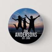 Persoonlijke familiefoto met familienaam ronde button 5,7 cm (Voorkant)