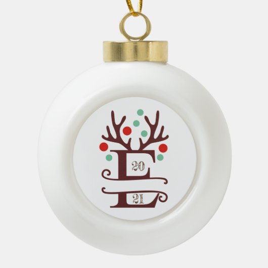 Persoonlijke familienaam "E" Keramische Bal Ornament (Voorkant)