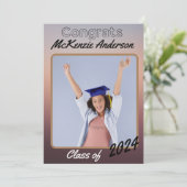 Persoonlijke foto-aankondiging van afstuderen kaart (Staand voorkant)