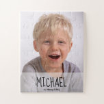 Persoonlijke foto-cadeau legpuzzel<br><div class="desc">Verras je kleine jongen met zijn eigen puzzel. Zie zijn opwinding in het samenvoegen van deze puzzel. Pas deze puzzel aan met een speciale foto en zijn naam. Lijst het daarna of speel het telkens opnieuw. Pas het teken uit met jouw naam aan. Van mama en papa. Je kunt het...</div>