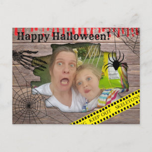 Persoonlijke foto Halloween achter de muur Briefkaart