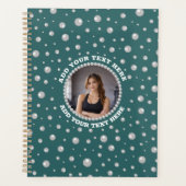 Persoonlijke foto met parels cirkel op turquoise planner (Voorkant)
