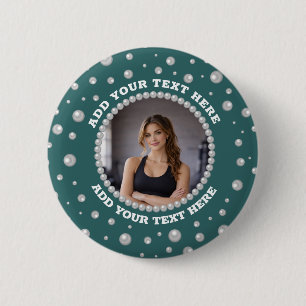 Persoonlijke foto met parels cirkel op turquoise ronde button 5,7 cm