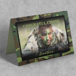 Persoonlijke foto's van het leger kaart<br><div class="desc">Een simpele foto van het leger die wenskaart uitzenden met een achtergrond van het camouflage leger,  het woord "felicitaties" en de naam van de soldaat.</div>