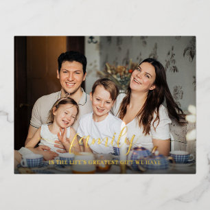 Persoonlijke gezelfgemaakte cadeau met familiefoto folie feestdagen briefkaart