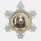 Persoonlijke Gold Dog Memorial Tin Sneeuwvlok Ornament (Voorkant)
