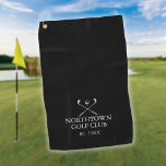 Persoonlijke Golf Club Name Black and White Golfhanddoek<br><div class="desc">Deze golfhanddoeken zijn ideaal voor alle golfclubs,  met een klassieke golfclubs en een golfballetje. personaliseer de naam van de golfclub en het jaar waarin de golfclub werd opgericht. Ontworpen door: Thisnotme©</div>