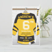 Persoonlijke Gouden Hockey Verjaardag Uitnodiging (Staand voorkant)