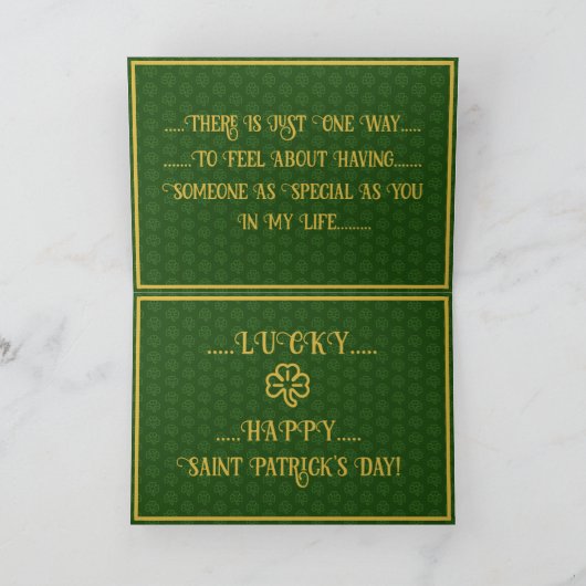 Persoonlijke Gouden Klaver St. Patrick's Dag Kaart (Binnen)