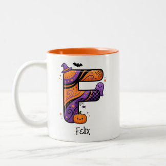 Persoonlijke Halloween-monogramletter F-vleermuis Tweekleurige Koffiemok