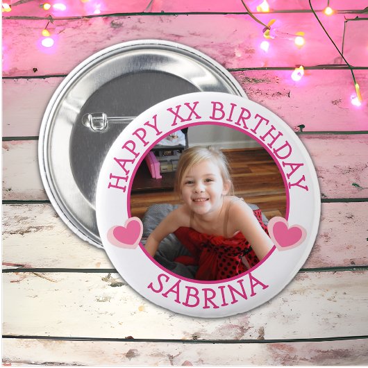 Persoonlijke Happy Birthday-naam en -leeftijd Ronde Button 5,7 Cm