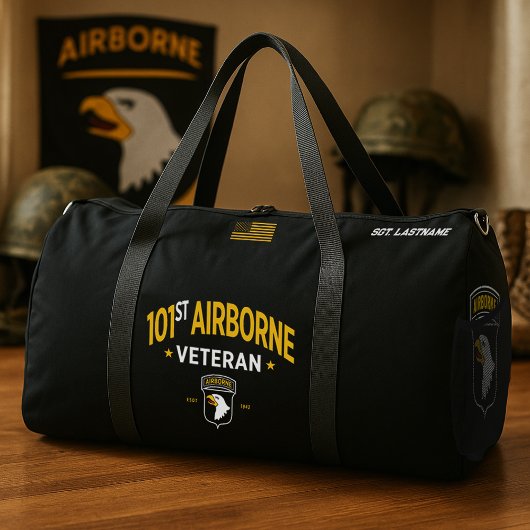 Persoonlijke Huldiging voor 101st Airborne Veteraa Plunjezak