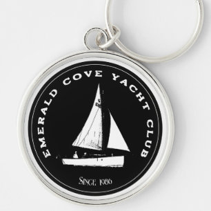 Persoonlijke jachtclub. Aangepaste zeilboot Sleutelhanger