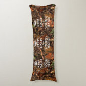 Persoonlijke KEEP CALM en Jouw tekst Hunter Camo Lichaamskussen (Voorkant Verticaal)