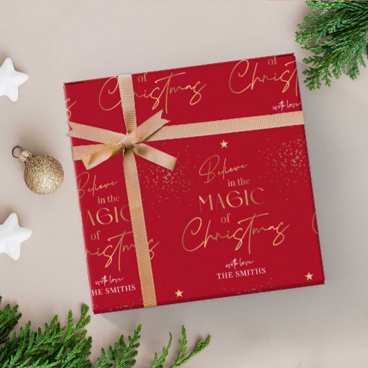 Persoonlijke kerstgoudkalligrafie Naam rood Cadeaupapier