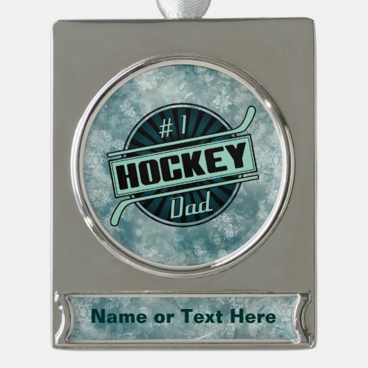 Persoonlijke kerstversiering #1 Hockey Dad Verzilverd Banner Ornament (Voorkant)